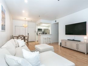 19350 Sherman Way 124, Reseda CA 91335