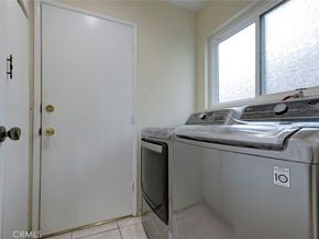 20442 Runnymede, Winnetka CA 91306