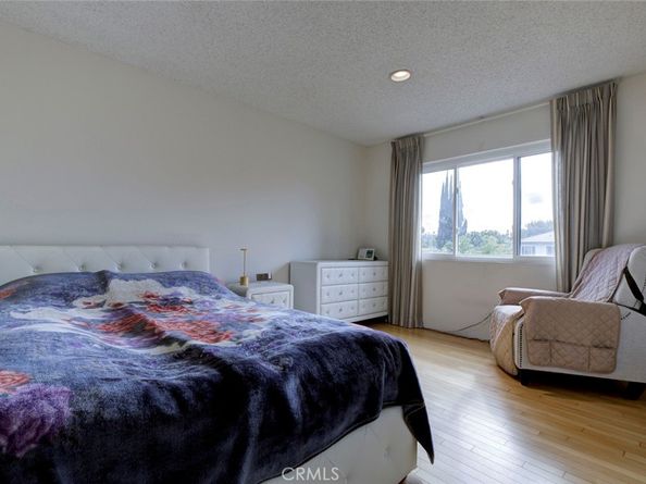 20442 Runnymede, Winnetka CA 91306