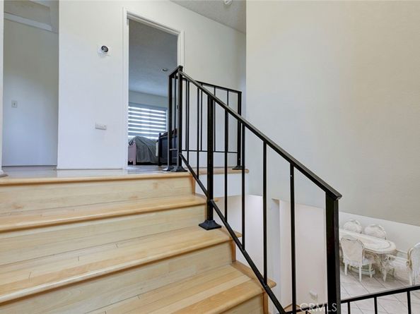 20442 Runnymede, Winnetka CA 91306