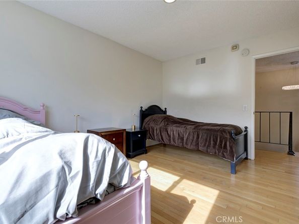 20442 Runnymede, Winnetka CA 91306