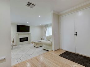 20442 Runnymede, Winnetka CA 91306