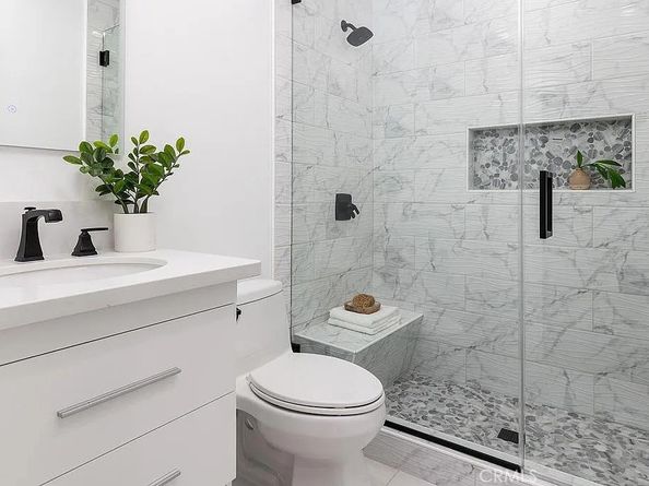 977 N Hill Avenue, Pasadena CA 91104