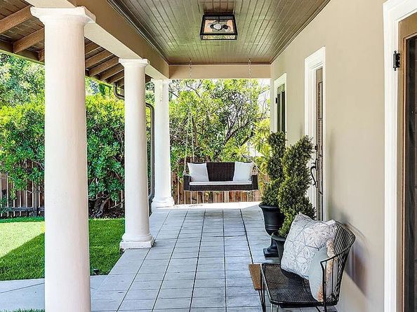 977 N Hill Avenue, Pasadena CA 91104