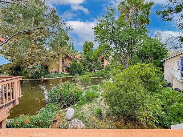 7050 Shoup 163, Canoga Park CA 91303