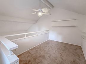 7050 Shoup 163, Canoga Park CA 91303