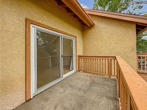 7050 Shoup 163, Canoga Park CA 91303