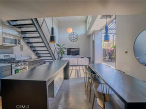 1011 N Orange Grove Avenue 5, West Hollywood CA 90046