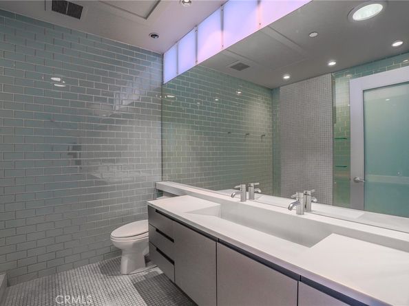 1011 N Orange Grove Avenue 5, West Hollywood CA 90046