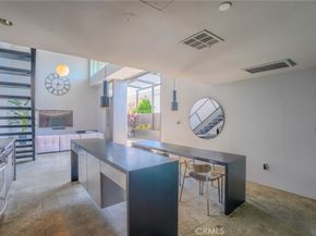 1011 N Orange Grove Avenue 5, West Hollywood CA 90046
