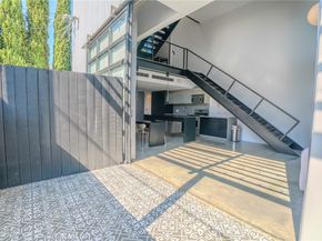 1011 N Orange Grove Avenue 5, West Hollywood CA 90046