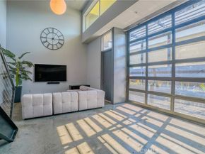 1011 N Orange Grove Avenue 5, West Hollywood CA 90046