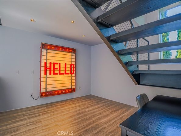 1011 N Orange Grove Avenue 5, West Hollywood CA 90046