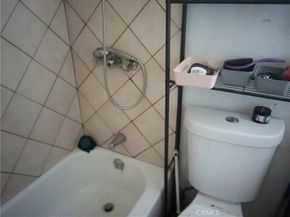 1127 N Commonwealth Avenue, Los Angeles CA 90029