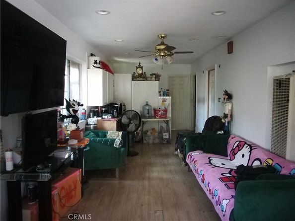 1127 N Commonwealth Avenue, Los Angeles CA 90029