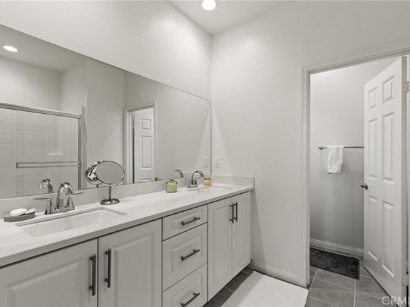 4398 Cadence Way, Oceanside CA 92057