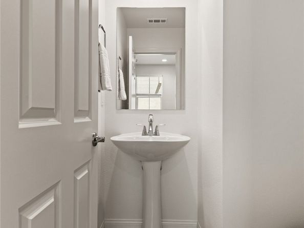 4398 Cadence Way, Oceanside CA 92057