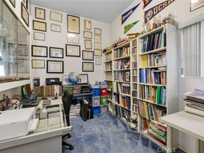 6542 Babcock Avenue, North Hollywood CA 91606