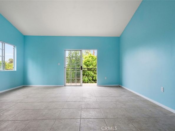 6648 Gaviota Avenue, Van Nuys CA 91406