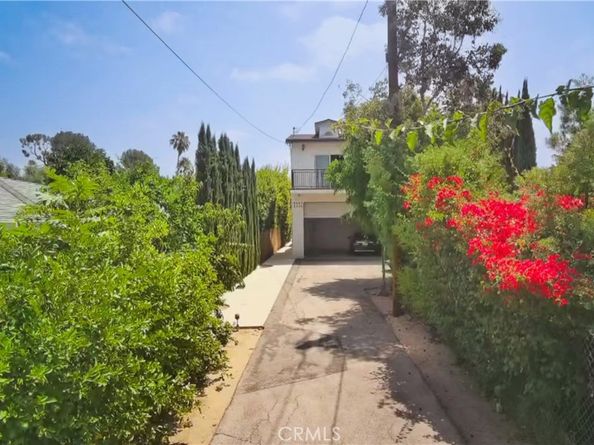 6648 Gaviota Avenue, Van Nuys CA 91406