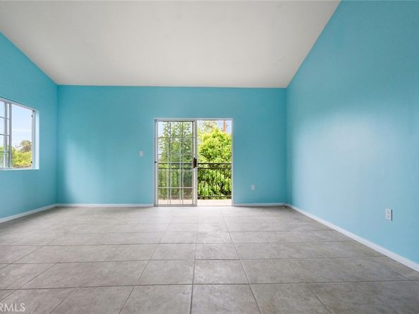 6648 Gaviota Avenue, Van Nuys CA 91406