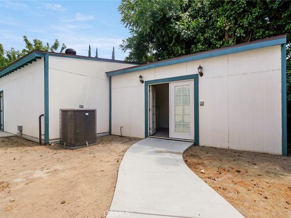 6648 Gaviota Avenue, Van Nuys CA 91406