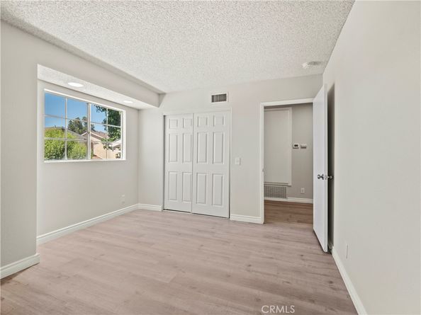 11384 Dronfield 36, Pacoima CA 91331
