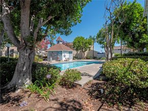 11384 Dronfield 36, Pacoima CA 91331