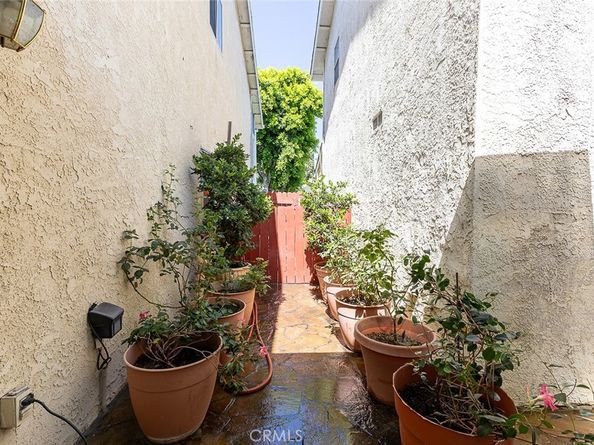 11465 Fox Hollow Lane, Pacoima CA 91331