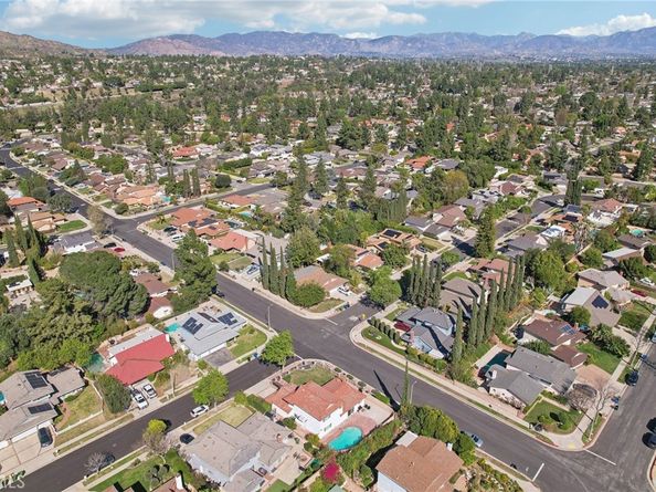 19040 Celtic Street, Porter Ranch CA 91326