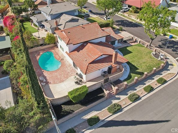 19040 Celtic Street, Porter Ranch CA 91326