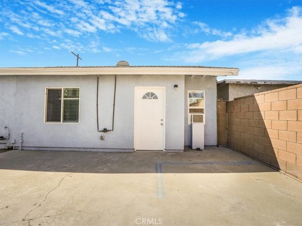 13737 Mercer Street, Pacoima CA 91331