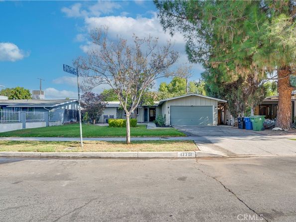 17751 Stagg Street, Reseda CA 91335