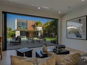 4939 Petit Avenue, Encino CA 91436