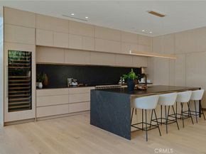 4939 Petit Avenue, Encino CA 91436