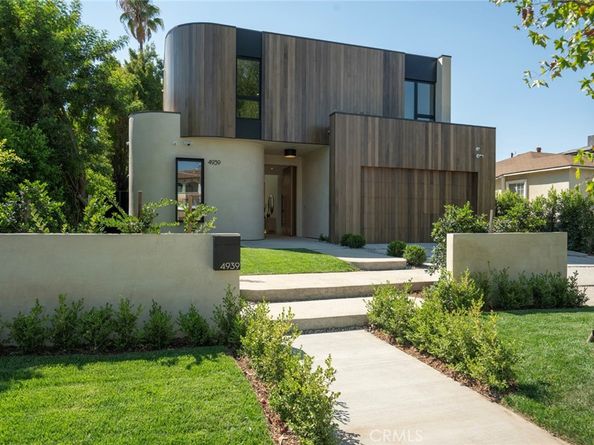 4939 Petit Avenue, Encino CA 91436