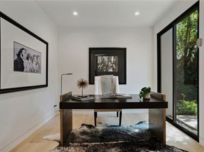 4939 Petit Avenue, Encino CA 91436
