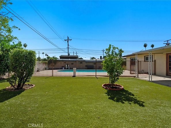 6820 Gross Avenue, West Hills CA 91307
