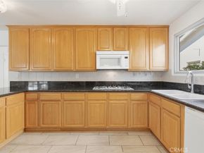 6820 Gross Avenue, West Hills CA 91307