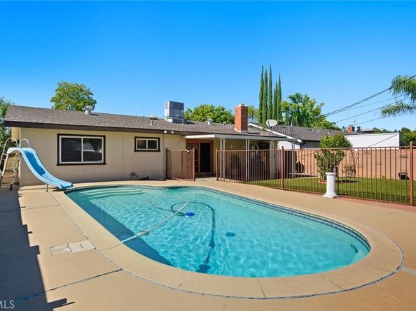 6820 Gross Avenue, West Hills CA 91307