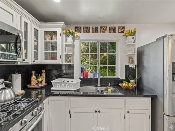 63 Yale Street, Pasadena CA 91103