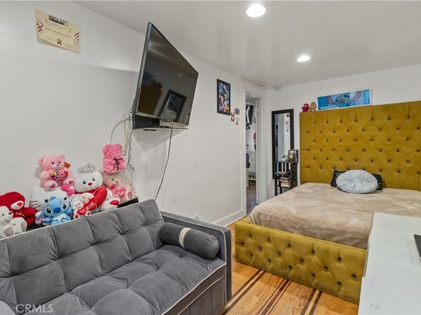 63 Yale Street, Pasadena CA 91103