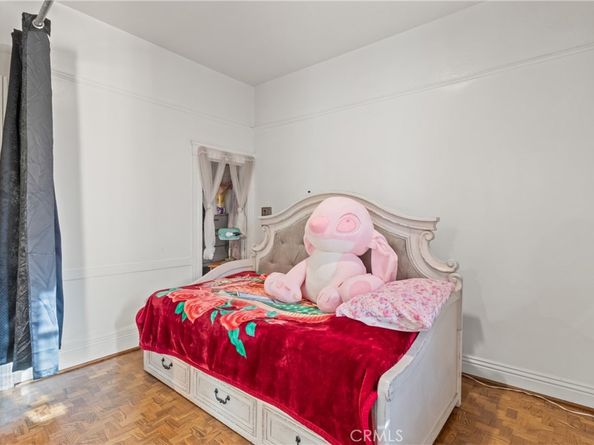 63 Yale Street, Pasadena CA 91103