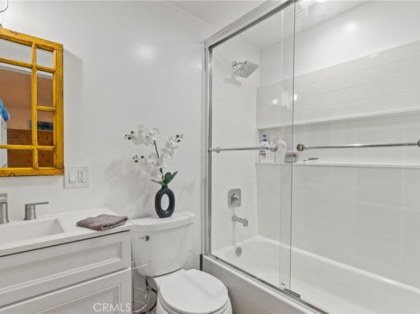 63 Yale Street, Pasadena CA 91103