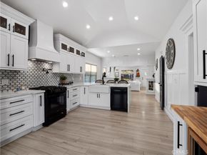 2330 W 29th Place, Los Angeles CA 90018