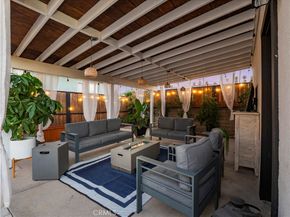 2330 W 29th Place, Los Angeles CA 90018