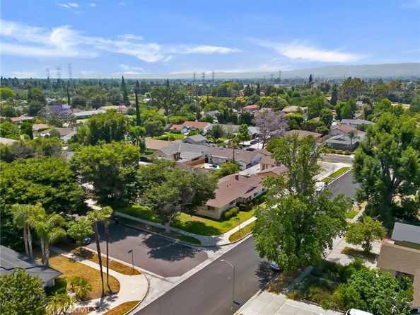 18944 Prairie Street, Northridge CA 91324