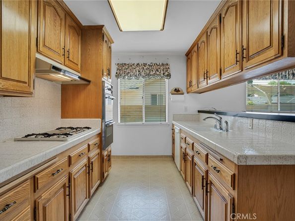 18944 Prairie Street, Northridge CA 91324