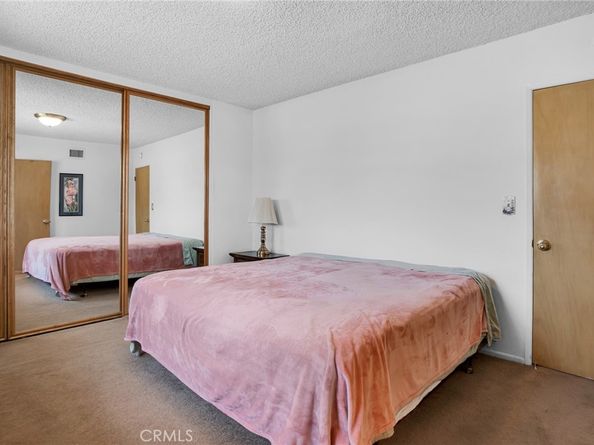 18944 Prairie Street, Northridge CA 91324