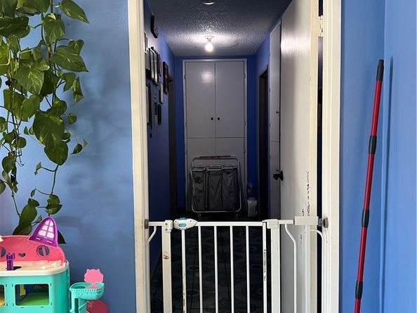 9122 S Hoover Street, Los Angeles CA 90044